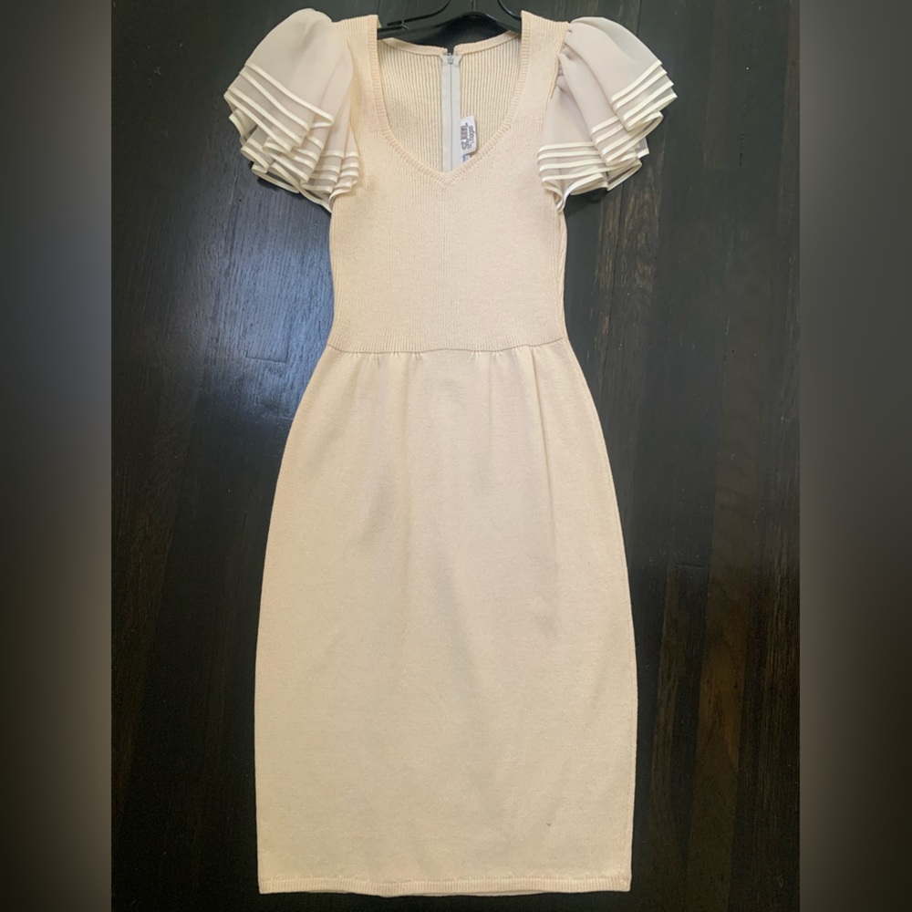 Excellent condition vintage St John dress size 4